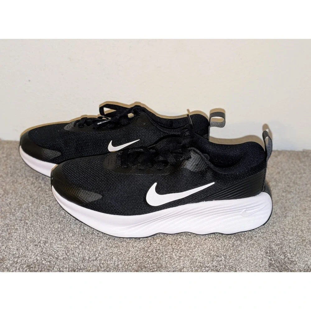 Nike Promina‎ Women's Running Shoes Black White Sz 9 NEW